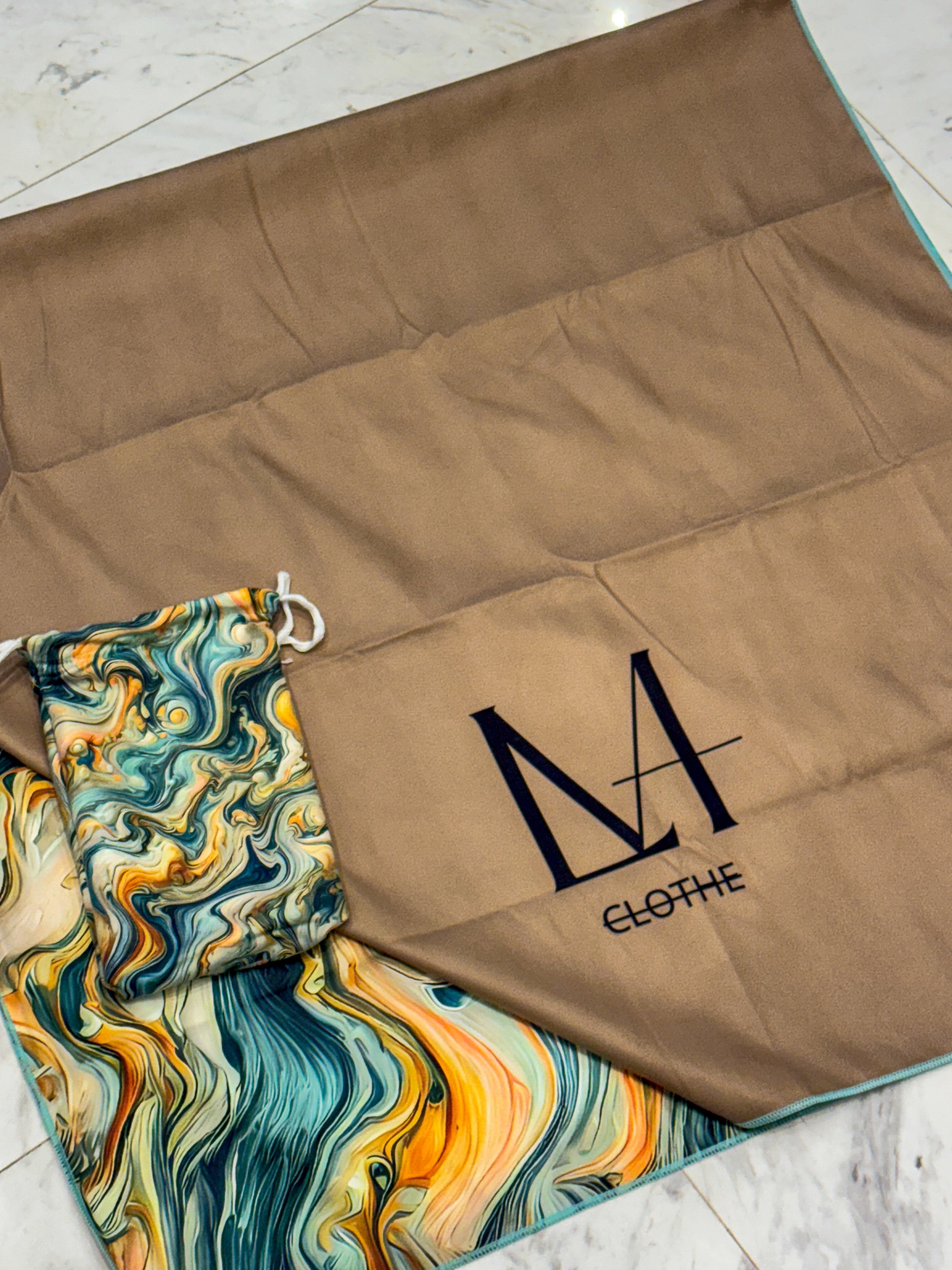 Susurros Beach Towel