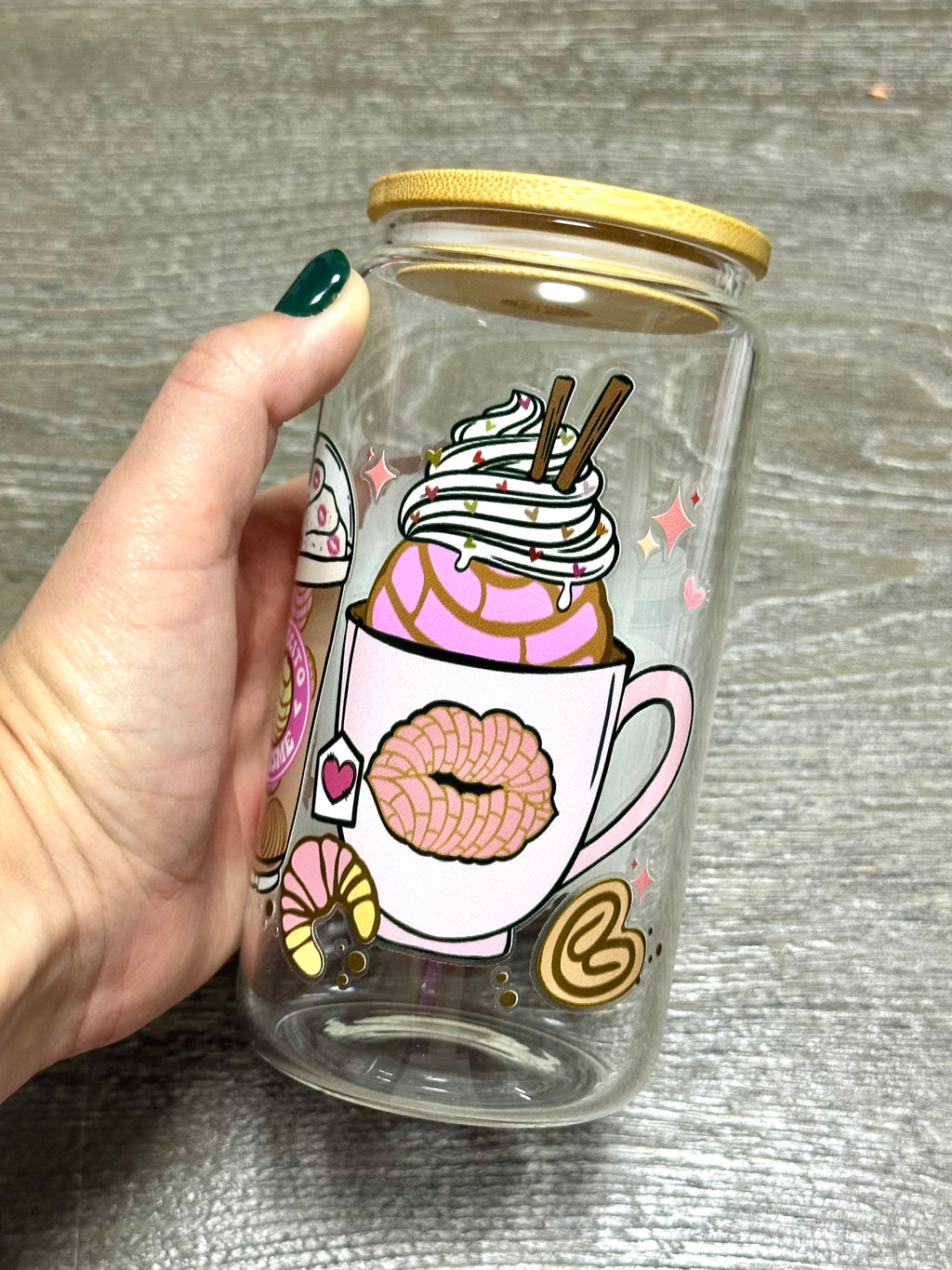 Pink Cafecito y Chisme